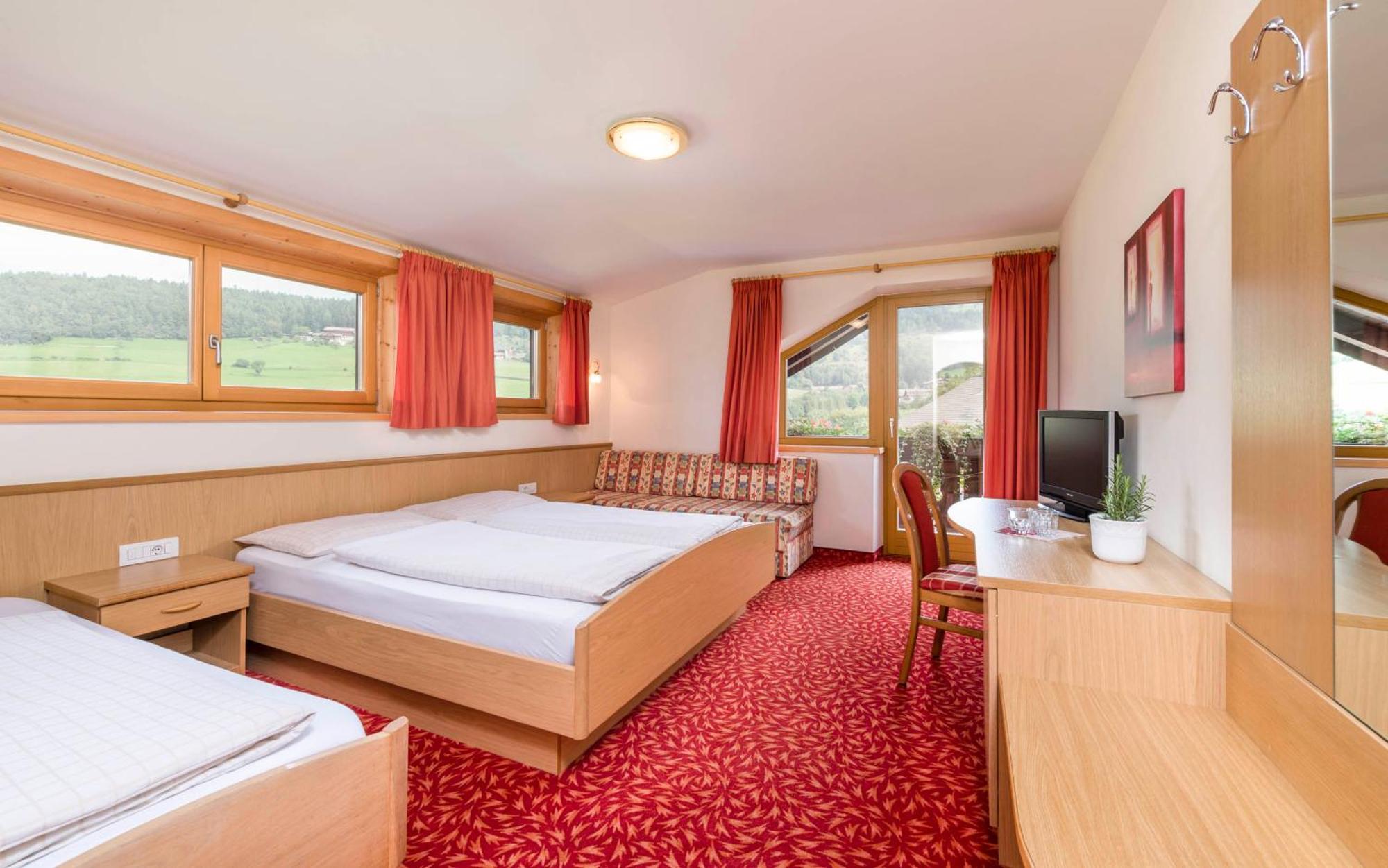 Hotel Untergopprathof 罗登格 外观 照片